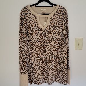 Easel Los Angeles Leopard Print Tunic Sz L NWT
